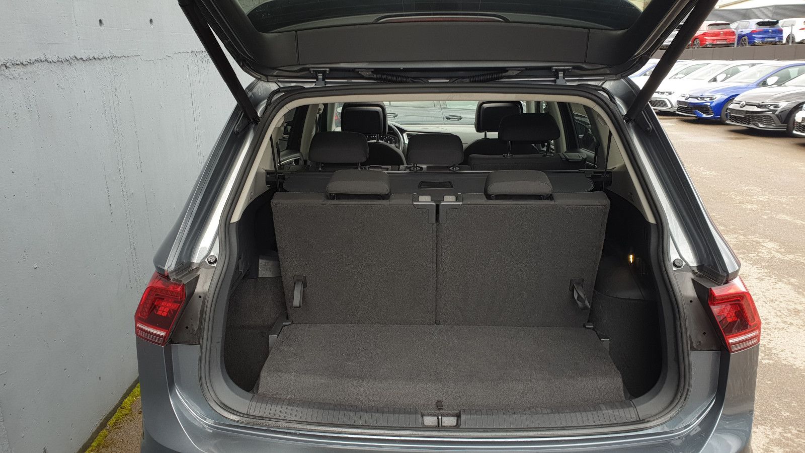 Volkswagen Tiguan Allspace 2.0 TDI DSG * R-Line * 7 Sitze* foto 10