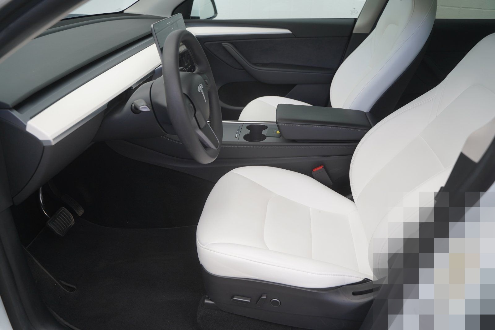Tesla Model Y Long Range AWD *innen weiß*20-Zoll* foto 11