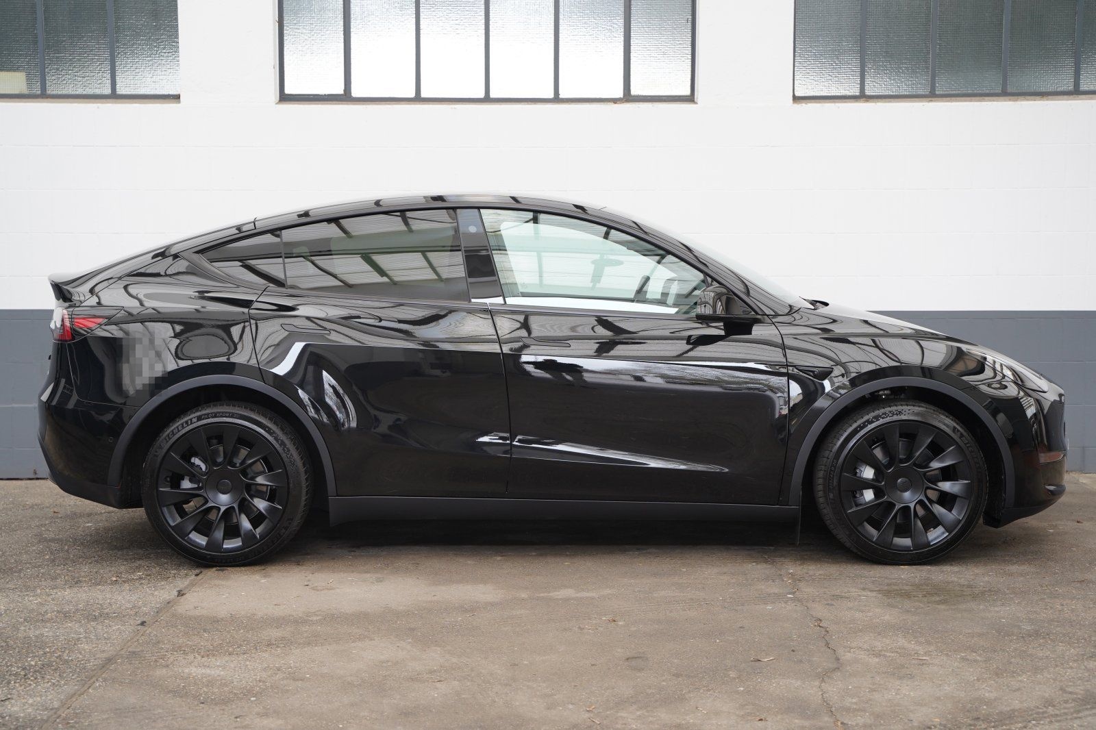 Tesla Model Y Long Range AWD *20-Zoll* foto 16