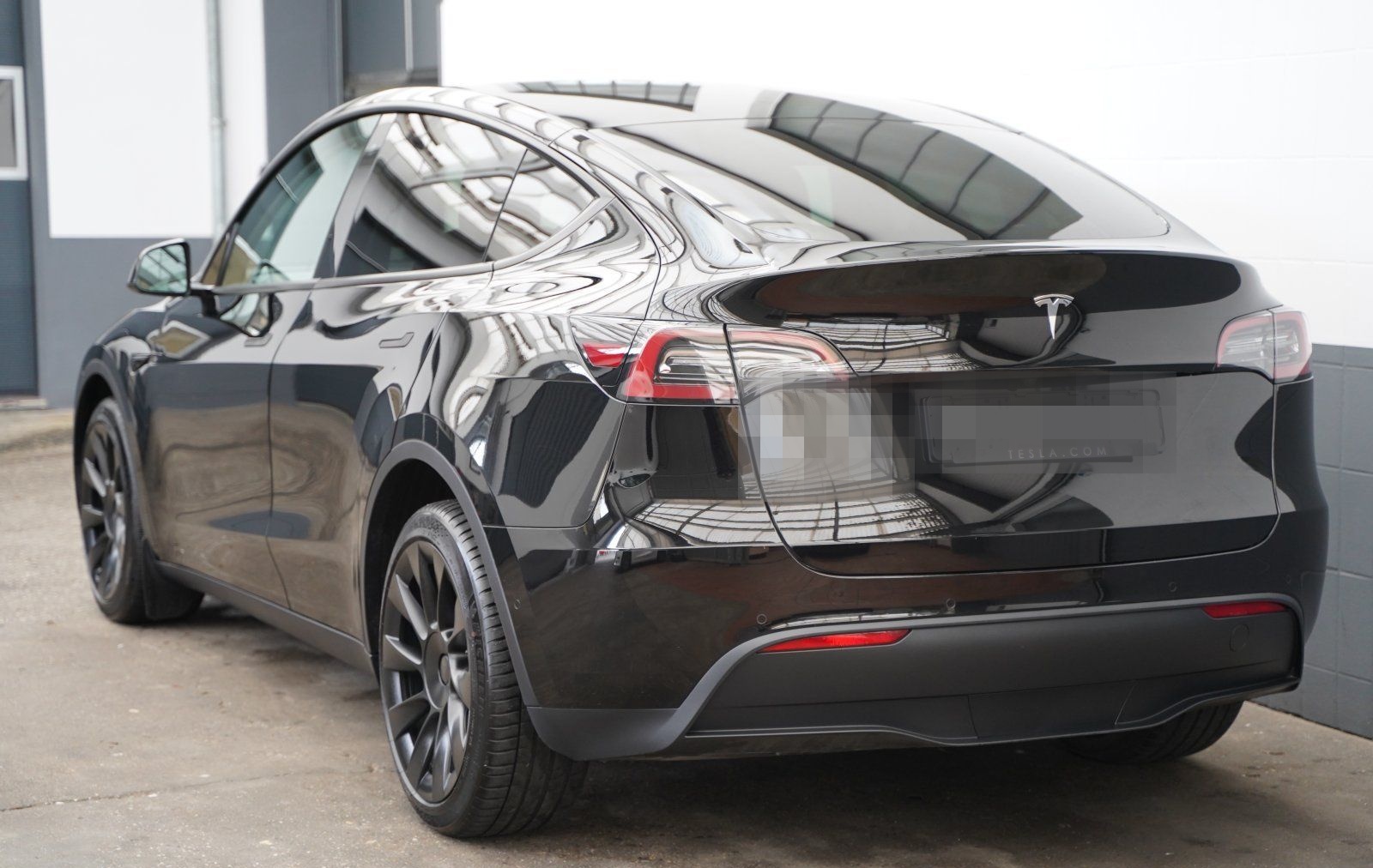 Tesla Model Y Long Range AWD *20-Zoll* foto 7