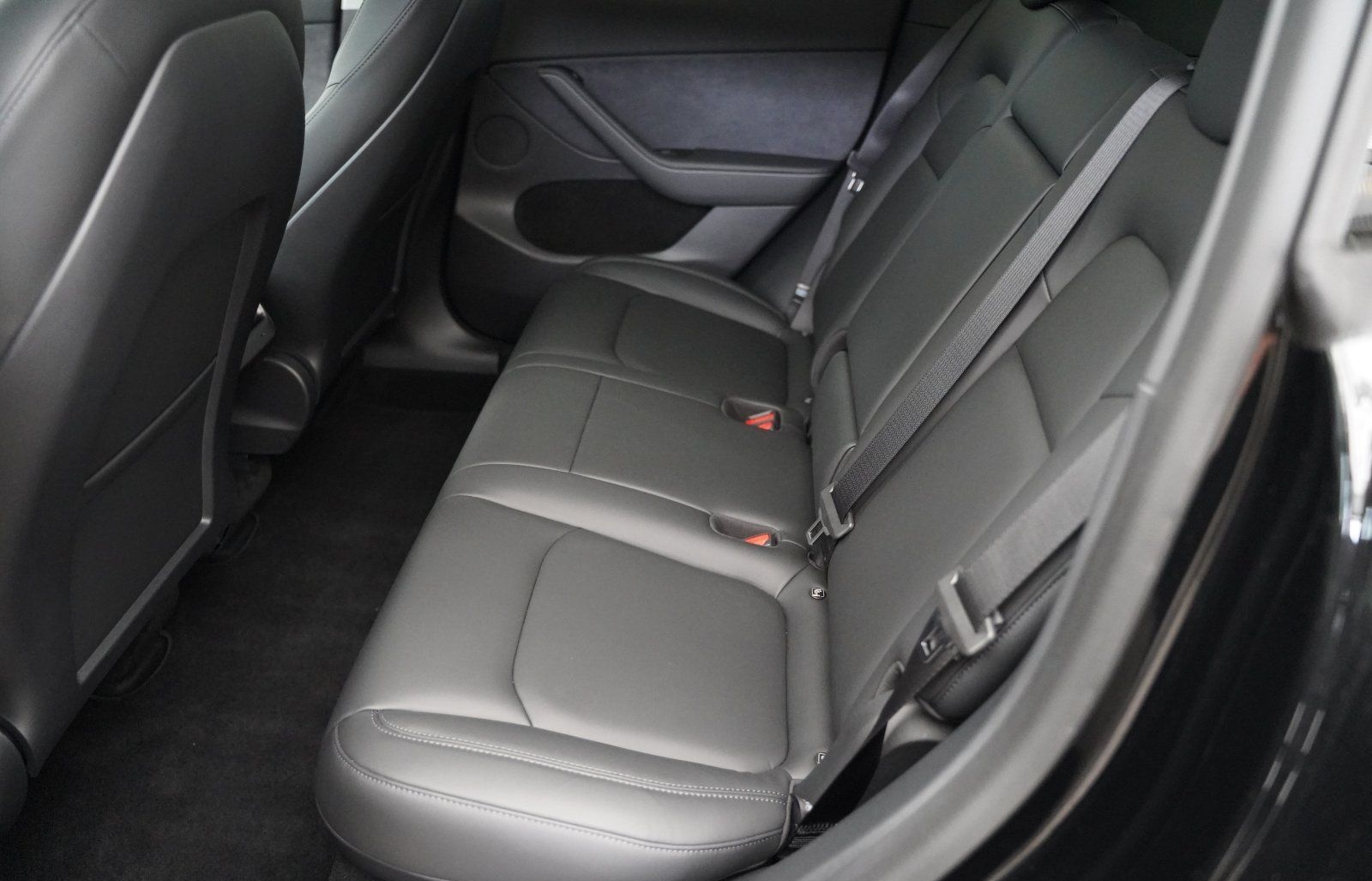 Tesla Model Y Long Range AWD *20-Zoll* foto 9