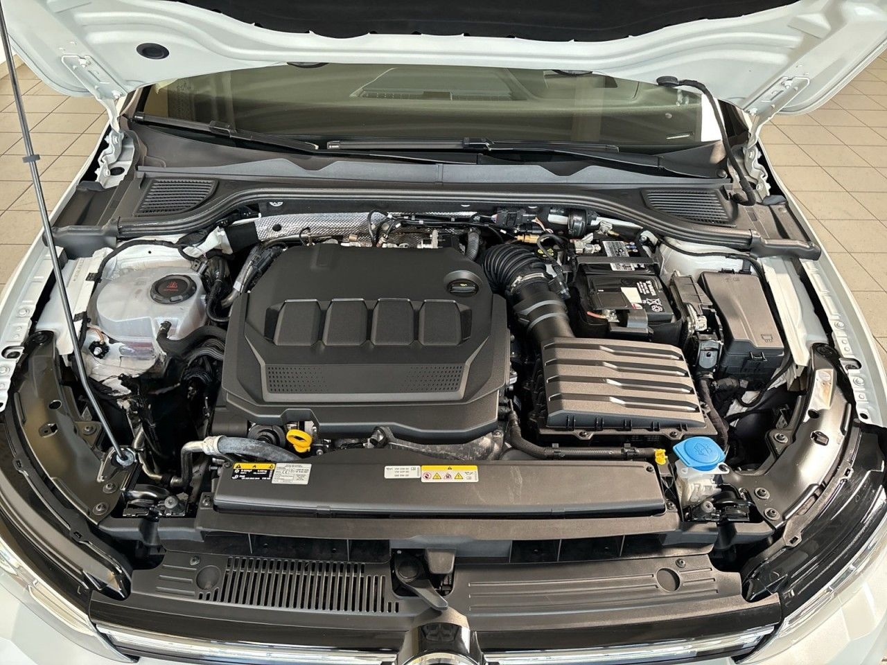 Volkswagen Golf VIII 2.0 TDI Style DSG+SHZ+USB+DAB+EPH+LWS+ foto 15