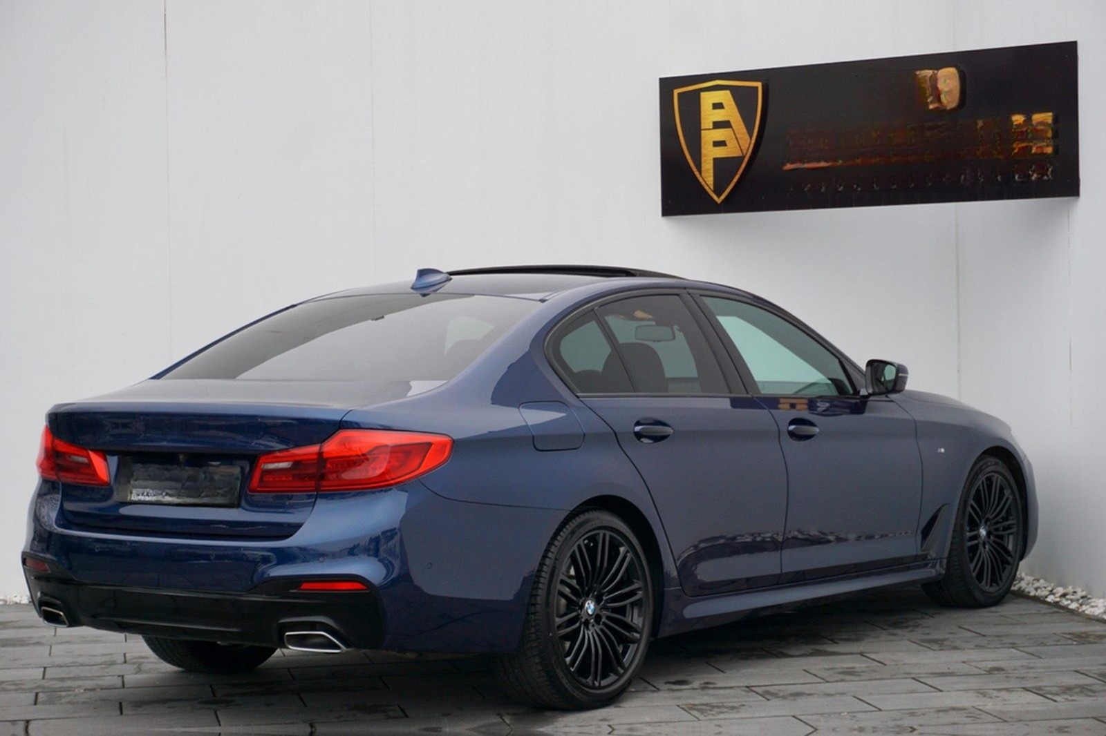 BMW 540 i xDrive M-Sport HUD~eSD~KAMERA~4xSHZ~Memory foto 9