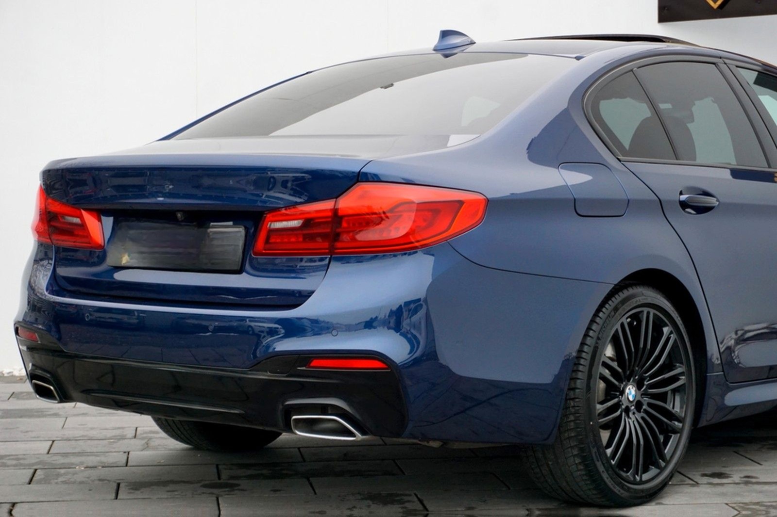 BMW 540 i xDrive M-Sport HUD~eSD~KAMERA~4xSHZ~Memory foto 10