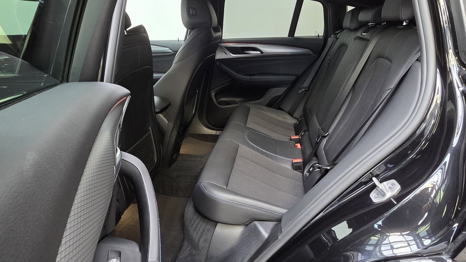 BMW X4 xDrive20d M Sport 20Zoll Kamera Hifi Keyless foto 16