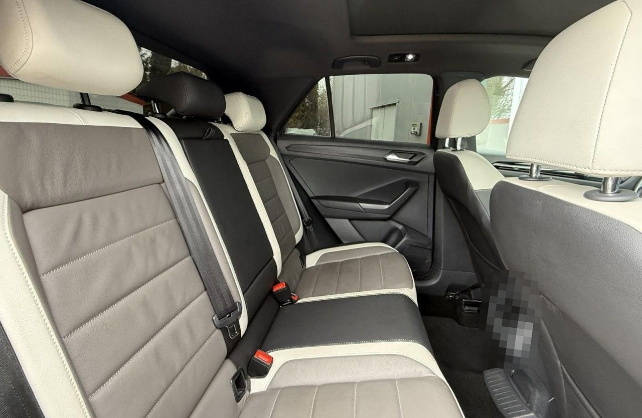 Volkswagen T-Roc Sport 1.5 TSI 6-Gang STHZ, LEDER, DACH, foto 17
