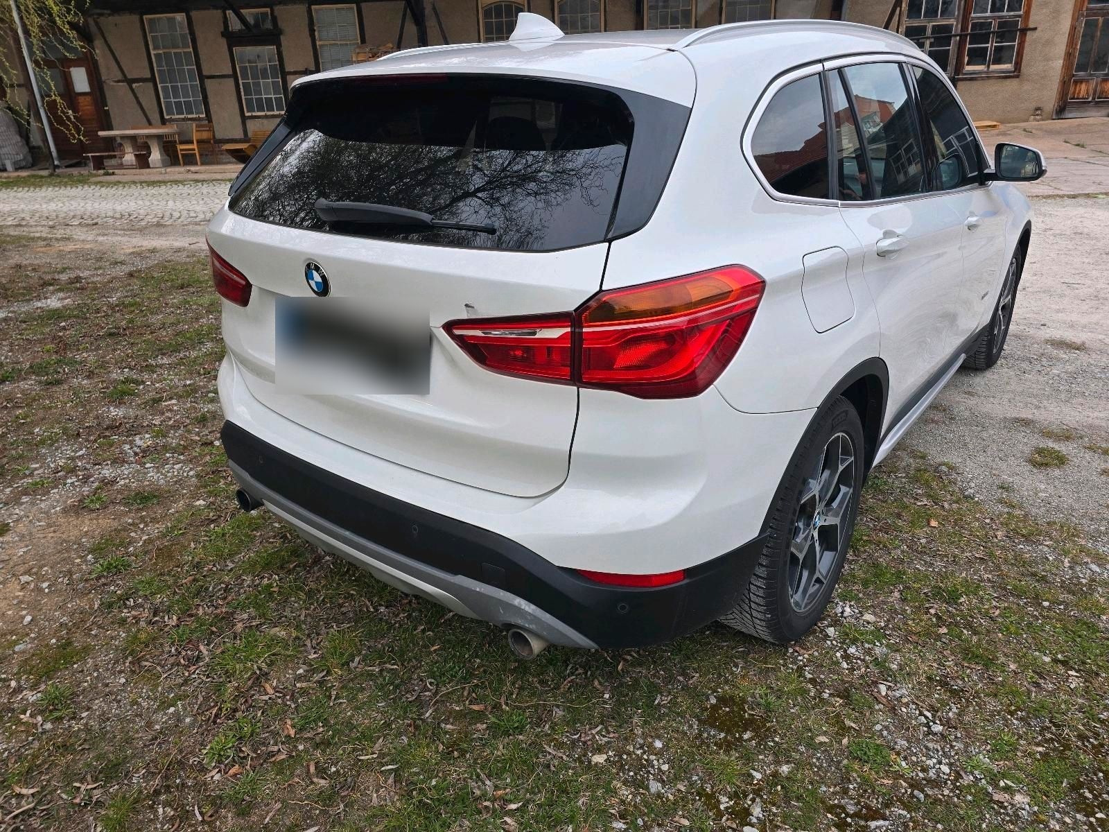 BMW X1 xDrive28i F84 foto 3