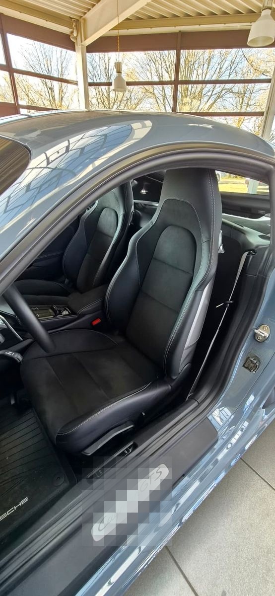 Porsche GTS 4.0 24TKM  ARKTIKGRAU APPROVED CARBON foto 12