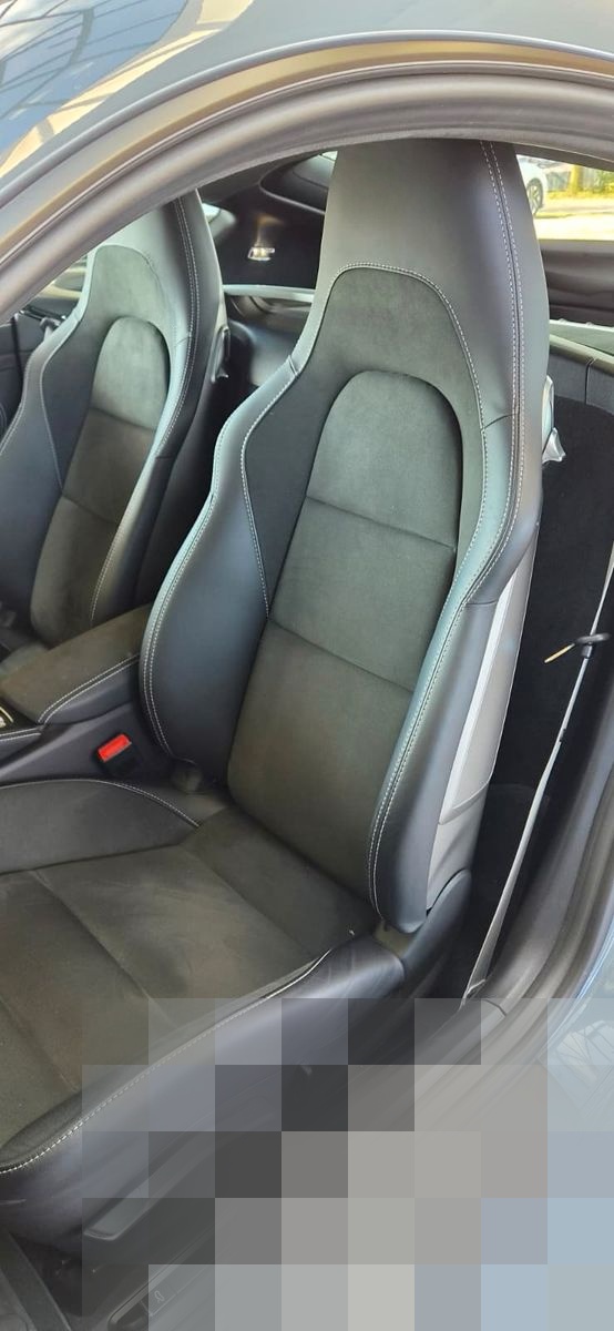 Porsche GTS 4.0 24TKM  ARKTIKGRAU APPROVED CARBON foto 13