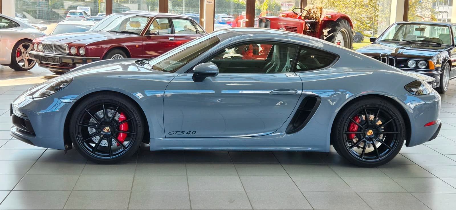 Porsche GTS 4.0 24TKM  ARKTIKGRAU APPROVED CARBON foto 3