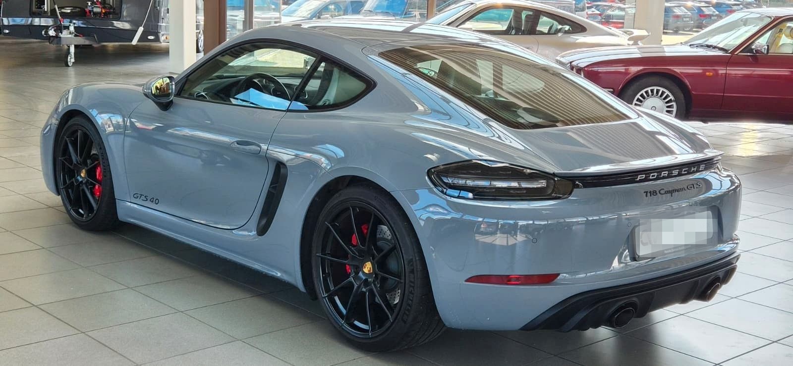 Porsche GTS 4.0 24TKM  ARKTIKGRAU APPROVED CARBON foto 7