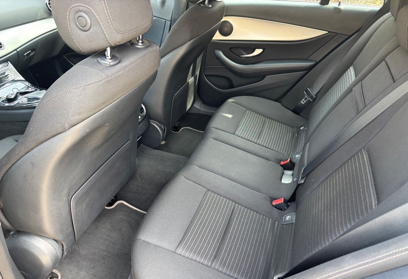 Mercedes-Benz E 200 d T Autom. foto 13