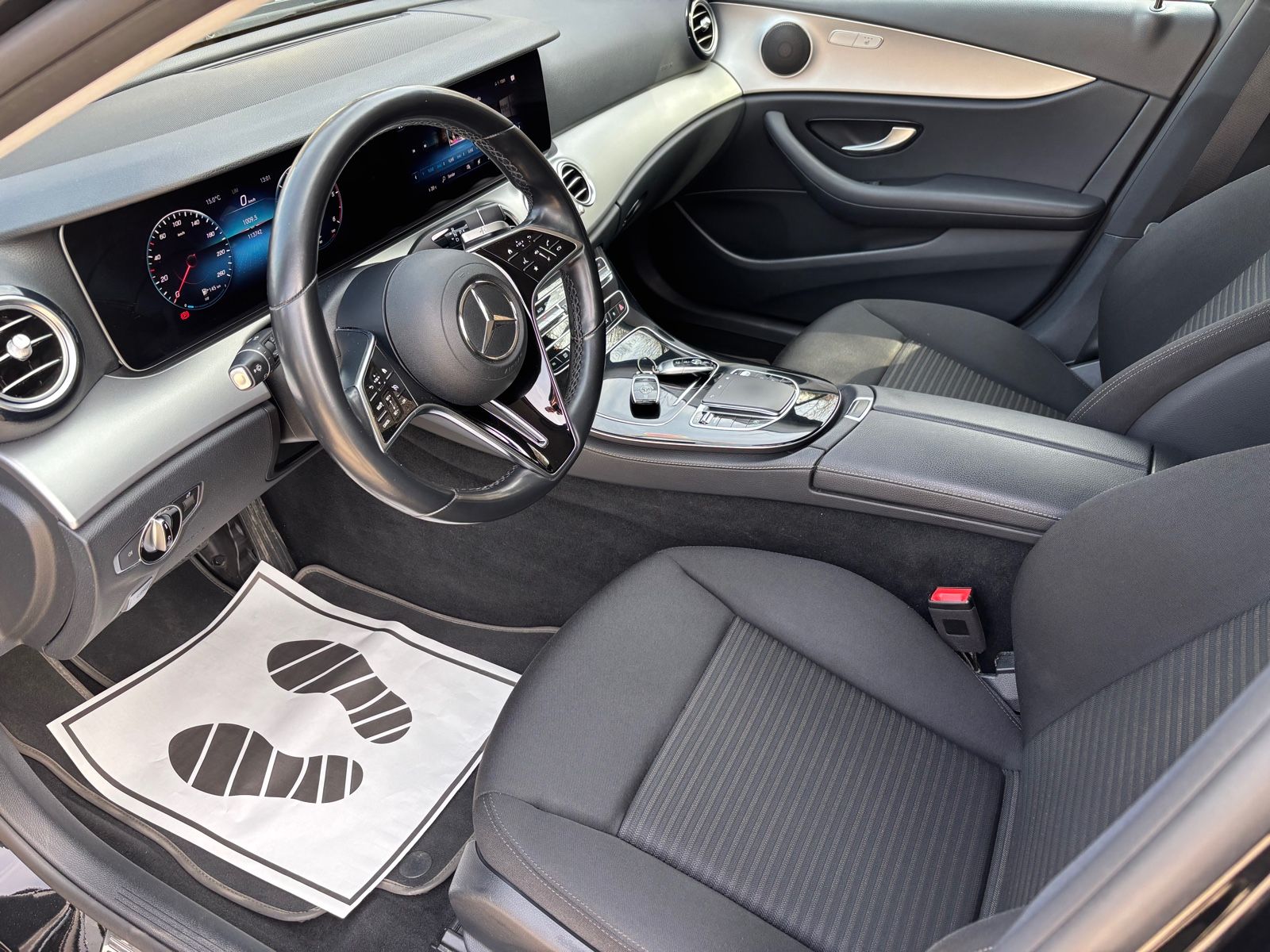 Mercedes-Benz E 200 d T Autom. foto 9