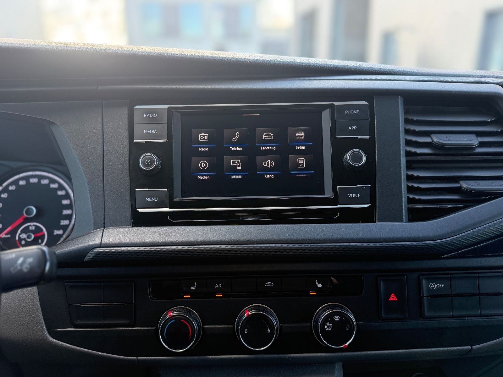 Volkswagen T6.1 Transporter Hochdach FWD lang/ACC/PDC/AHK foto 12