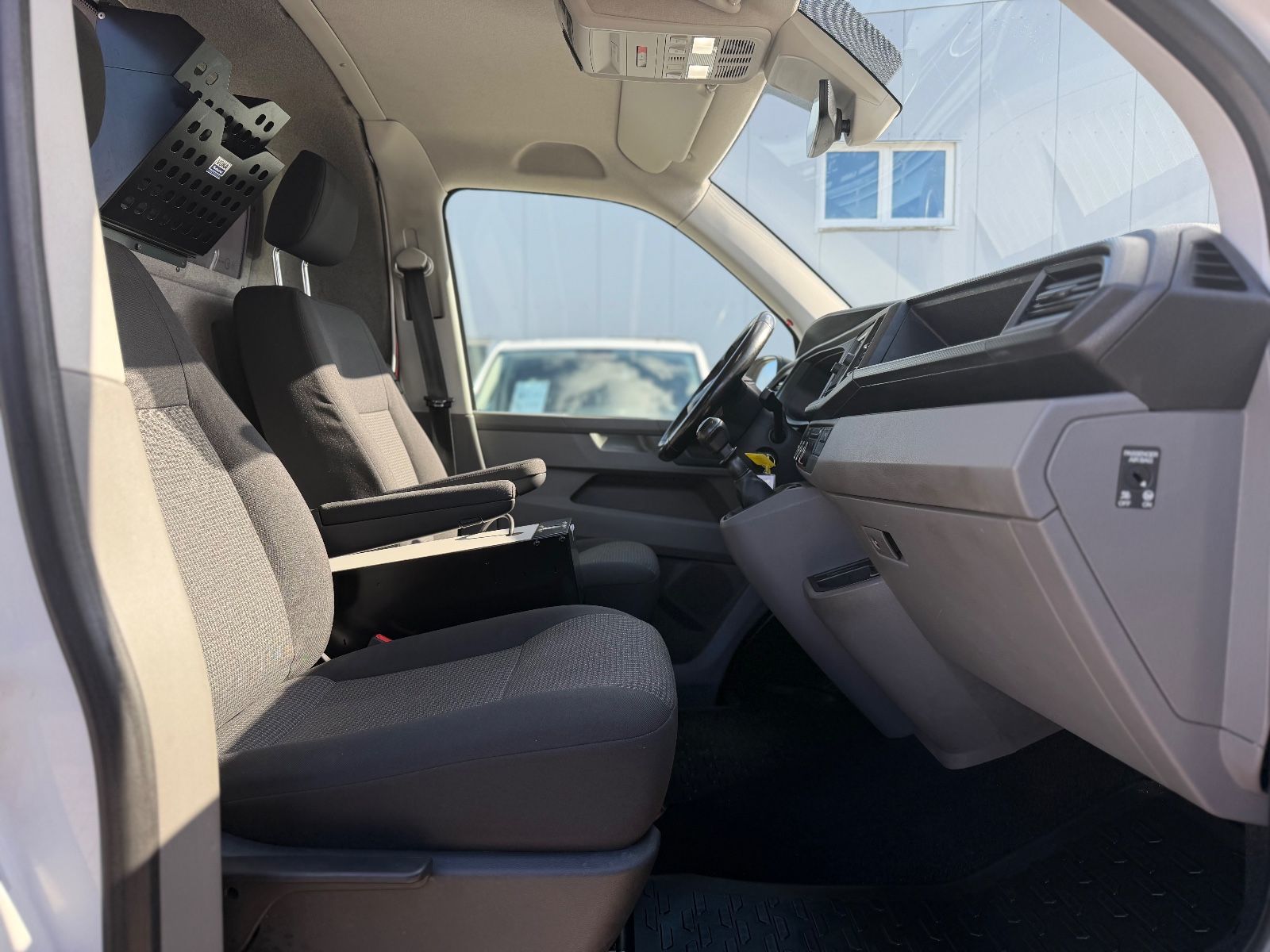 Volkswagen T6.1 Transporter Hochdach FWD lang/ACC/PDC/AHK foto 10