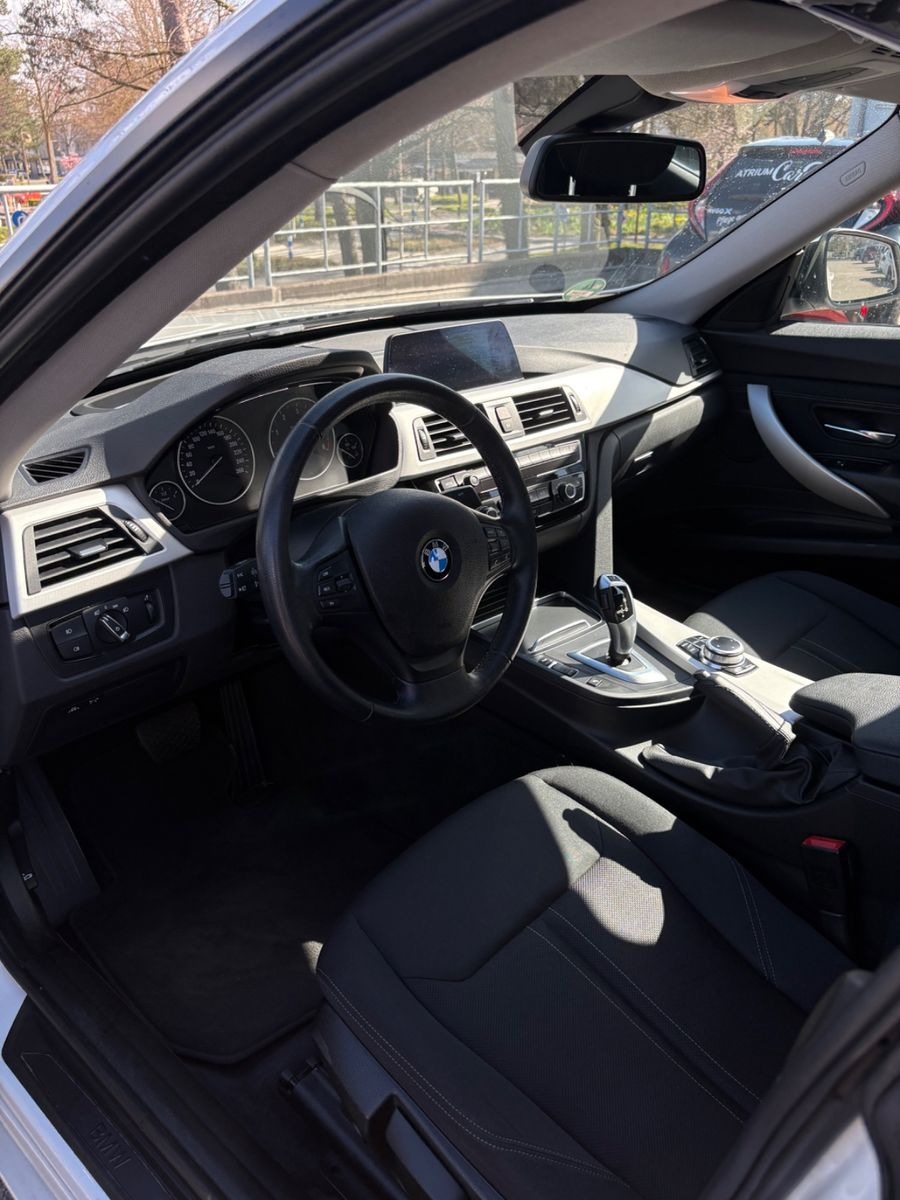 BMW 320 Gran Turismo Gran Turismo 320d xDrive Ad... foto 10