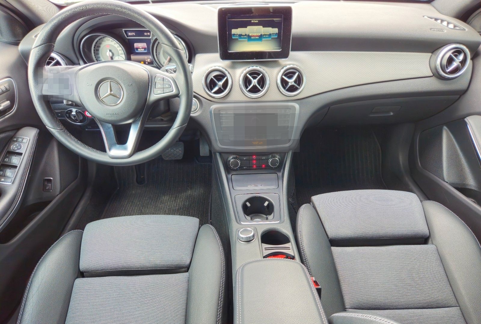 Mercedes-Benz GLA 220 CDI, Kamera, Keyless, CarPlay, 8x Räder foto 2