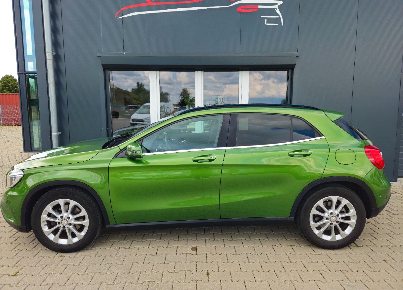 Mercedes-Benz GLA 220 CDI, Kamera, Keyless, CarPlay, 8x Räder foto 19