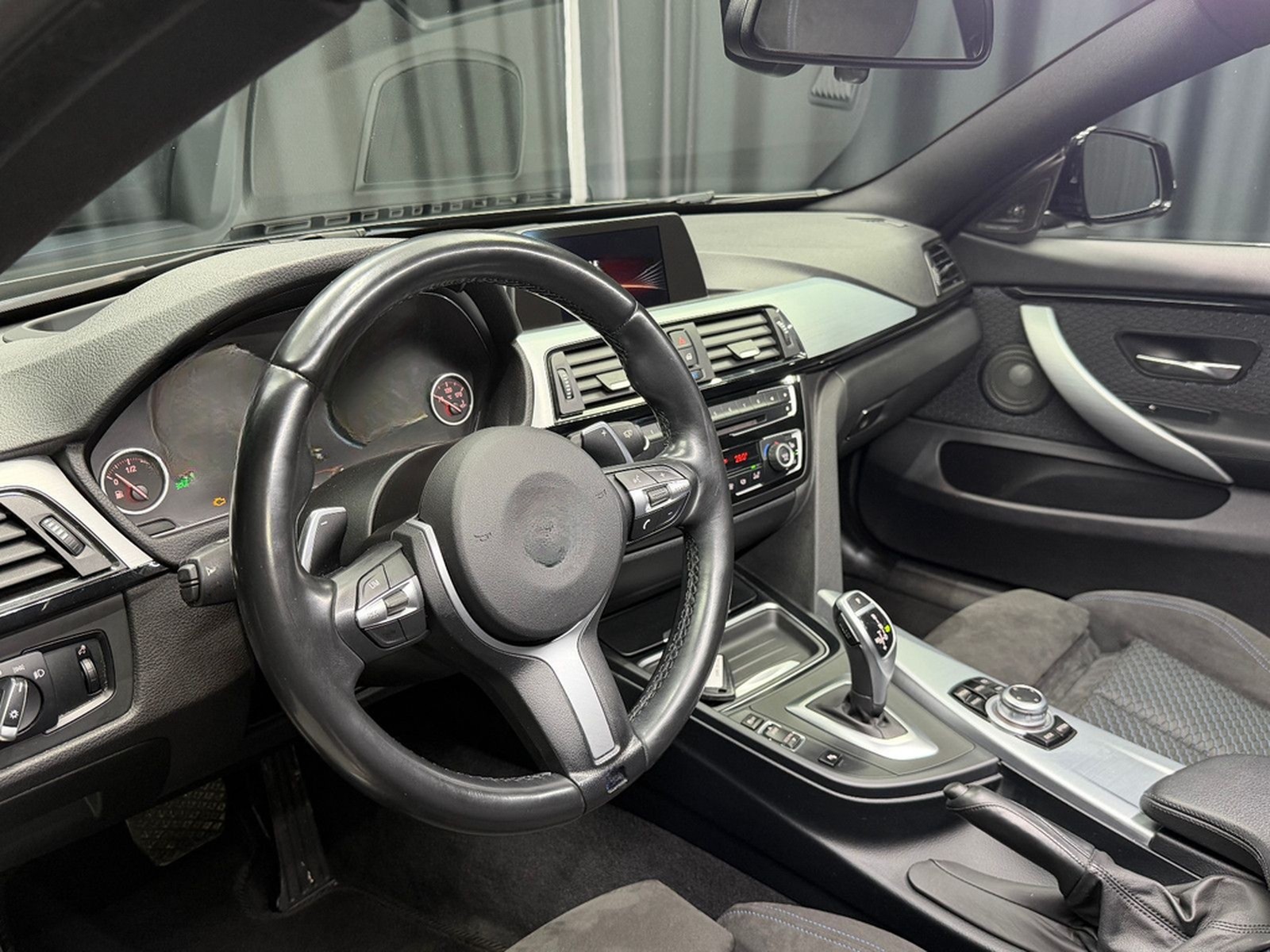 BMW 428i xDrive Gran Coupe M Sport|H&K|PANO|1.Hd foto 18