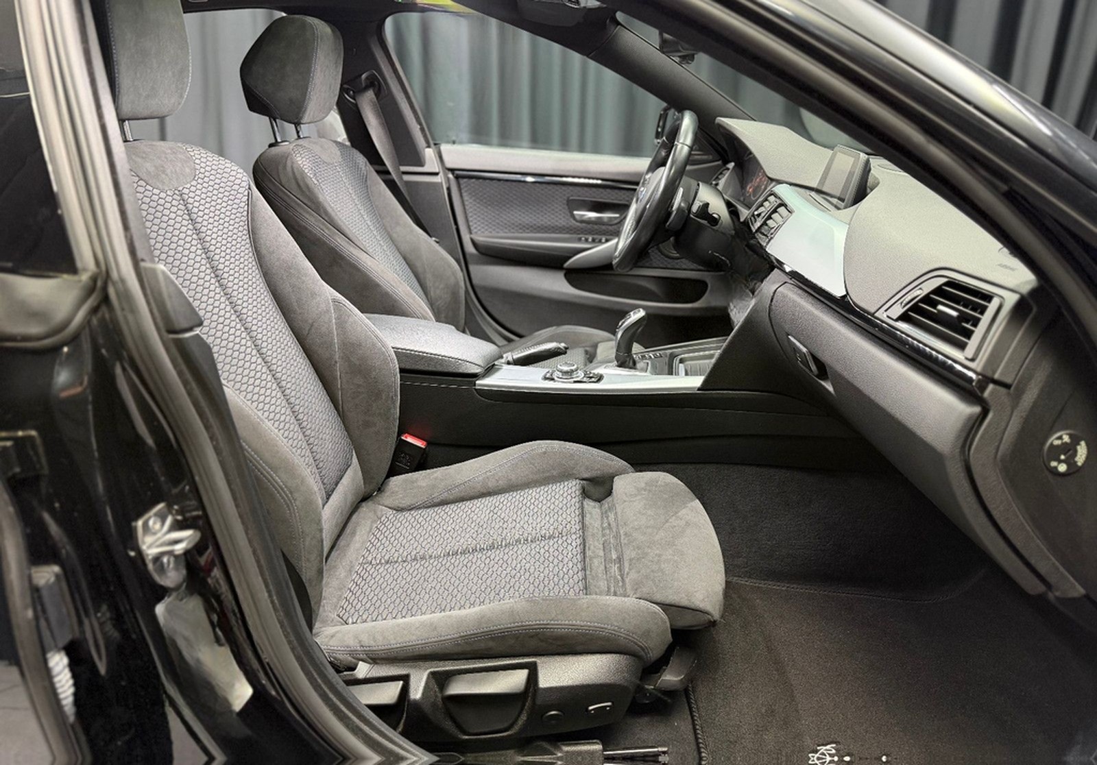 BMW 428i xDrive Gran Coupe M Sport|H&K|PANO|1.Hd foto 20