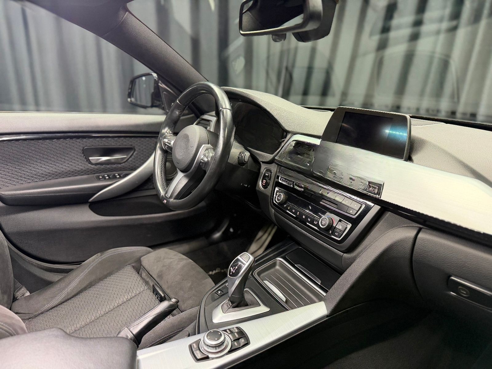 BMW 428i xDrive Gran Coupe M Sport|H&K|PANO|1.Hd foto 25