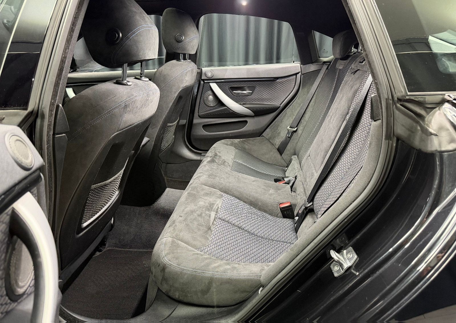BMW 428i xDrive Gran Coupe M Sport|H&K|PANO|1.Hd foto 26