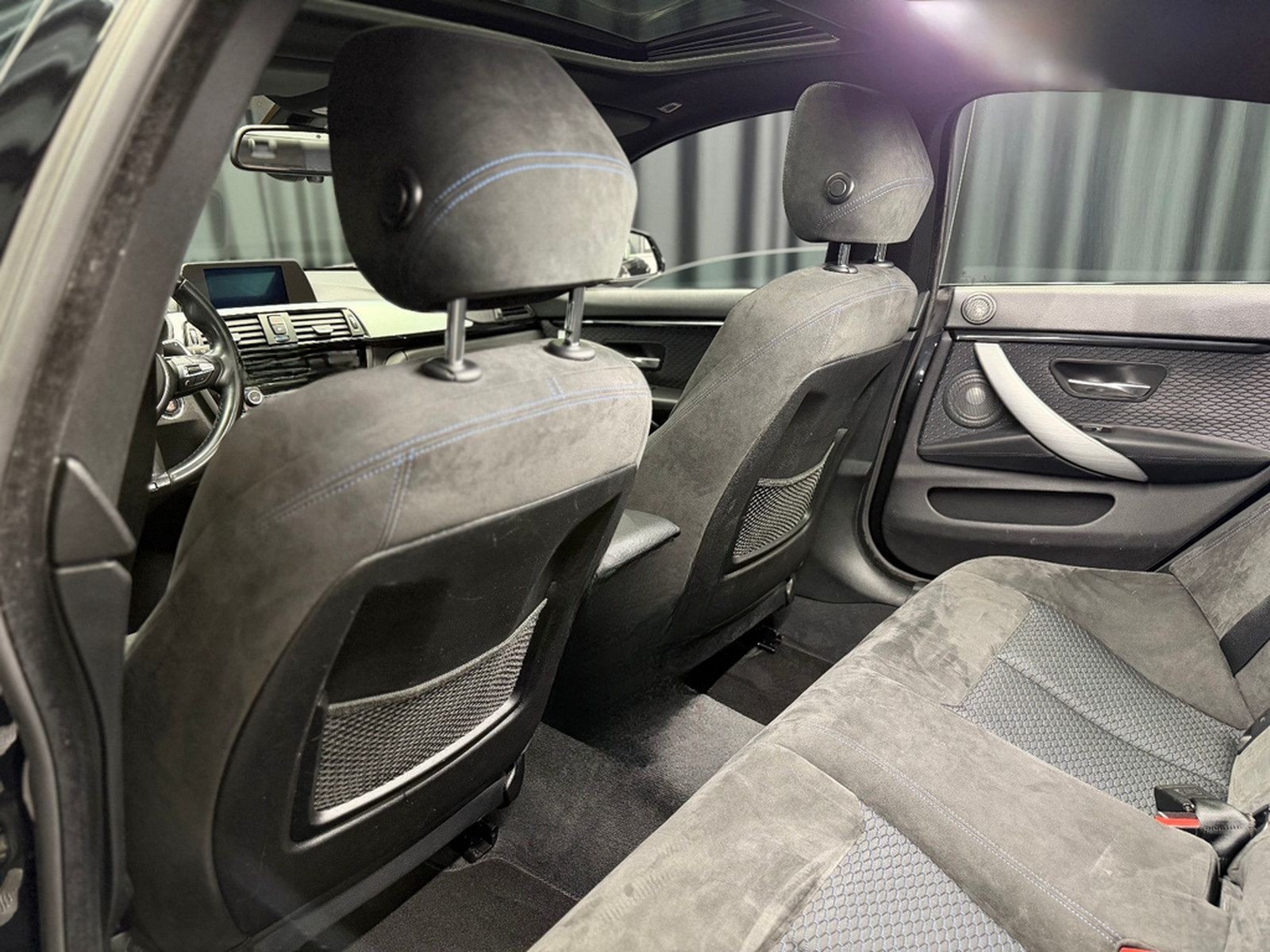 BMW 428i xDrive Gran Coupe M Sport|H&K|PANO|1.Hd foto 27