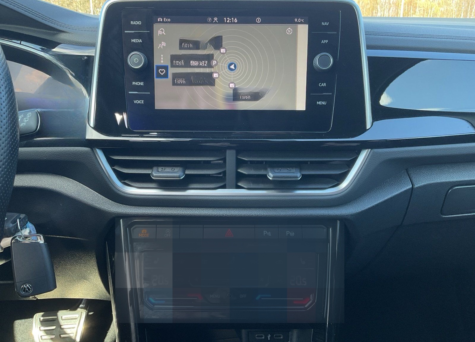 Volkswagen T-Roc 2.0 TDI DSG R-Line ACC+AHK+LED+SHZ+PDC foto 12