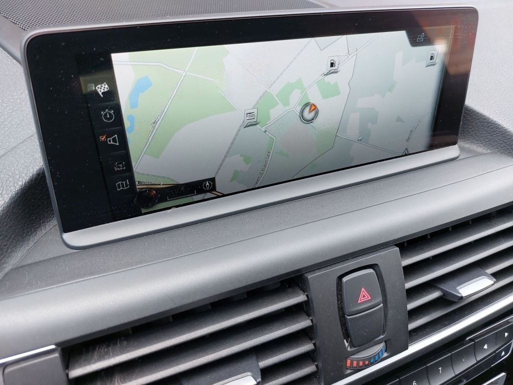 BMW 125i Aut Sport Line 2.Hd SHZ LHZ LED KAM CarPlay foto 13