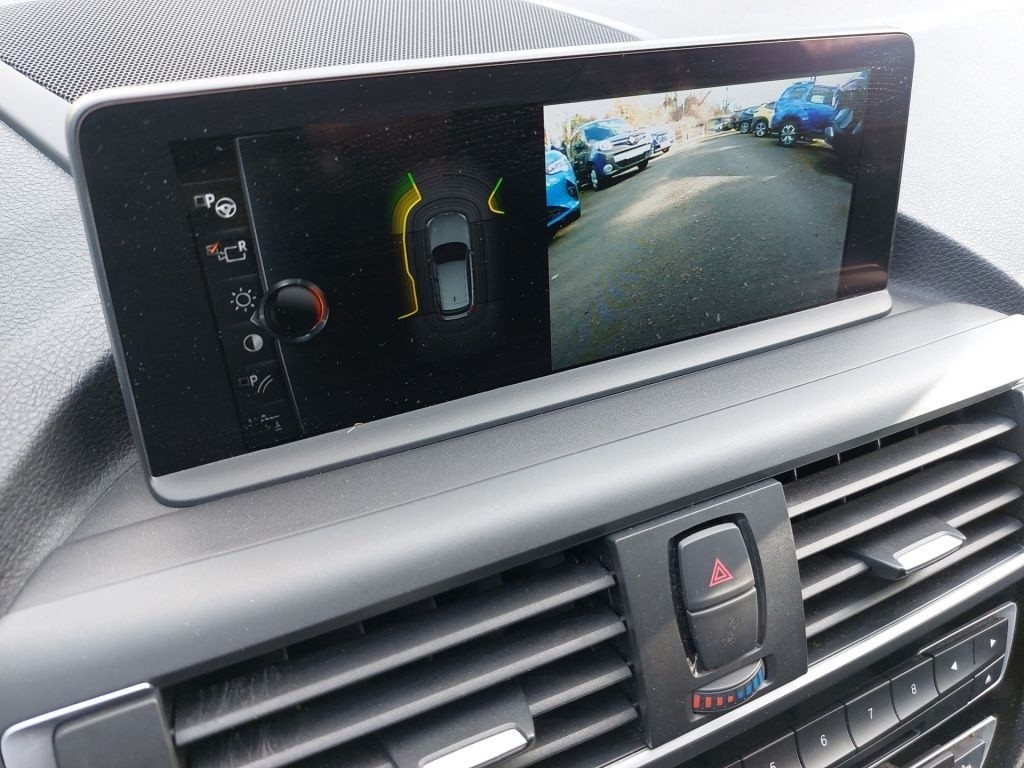 BMW 125i Aut Sport Line 2.Hd SHZ LHZ LED KAM CarPlay foto 18