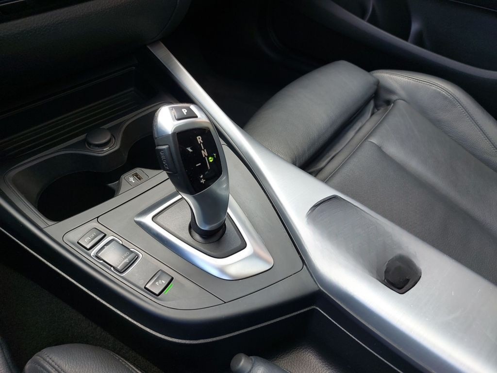 BMW 125i Aut Sport Line 2.Hd SHZ LHZ LED KAM CarPlay foto 19