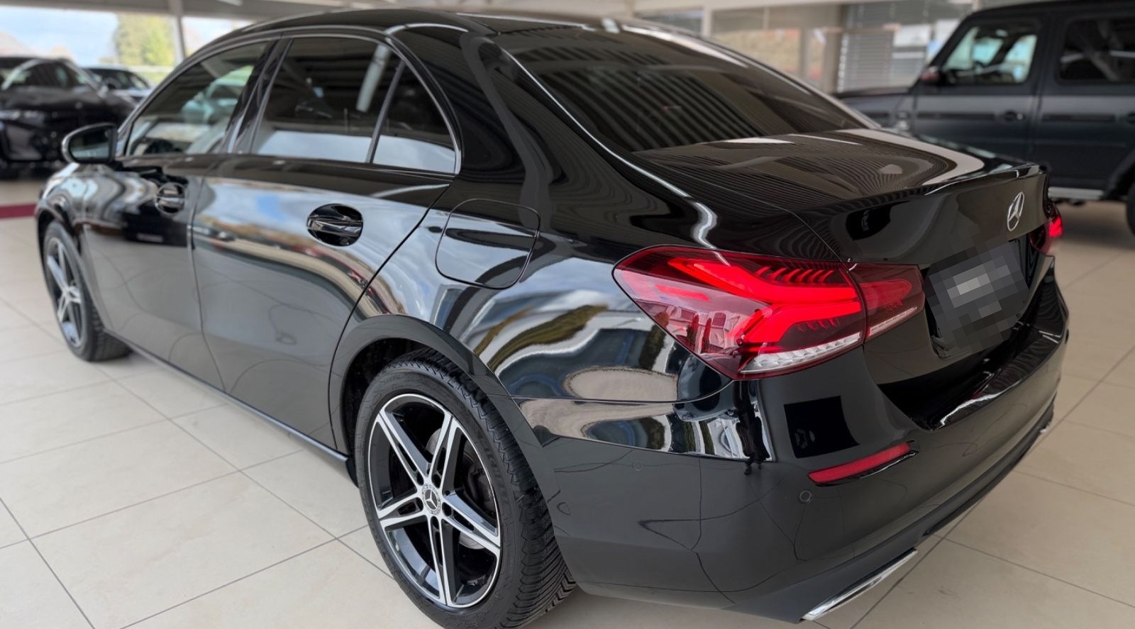 Mercedes-Benz A 200 A Limo Sport Night Navi Kam Ambi Fernle foto 7