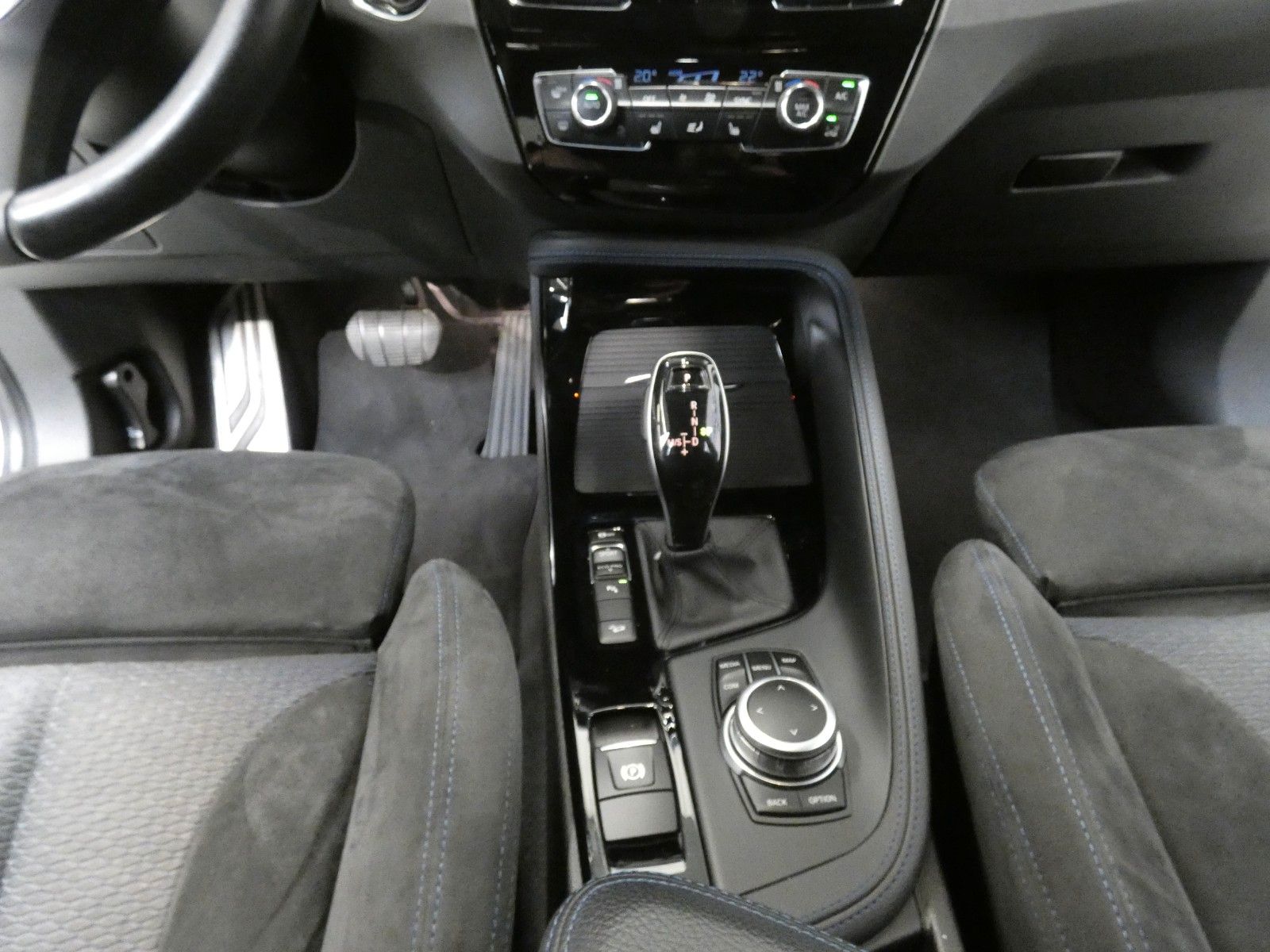 BMW X1 xDrive 18 d M Sportpaket*NaviProf*LED*ACC*PDC foto 18