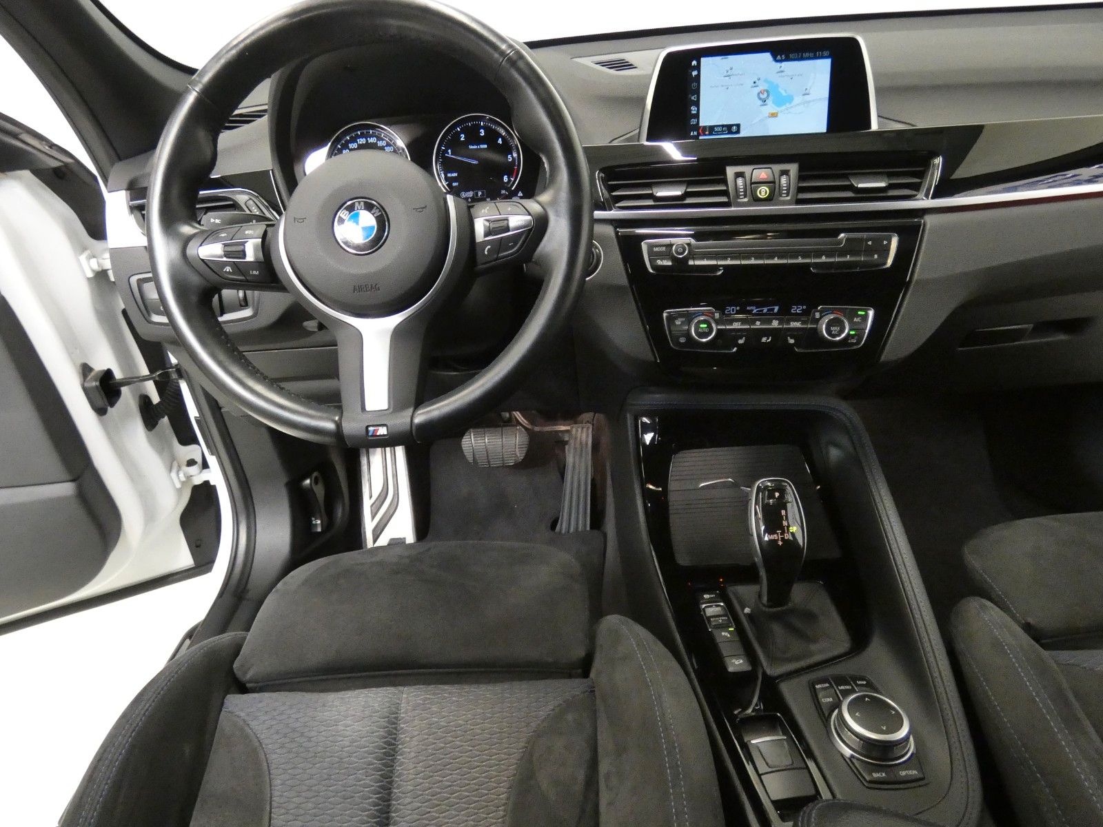 BMW X1 xDrive 18 d M Sportpaket*NaviProf*LED*ACC*PDC foto 22