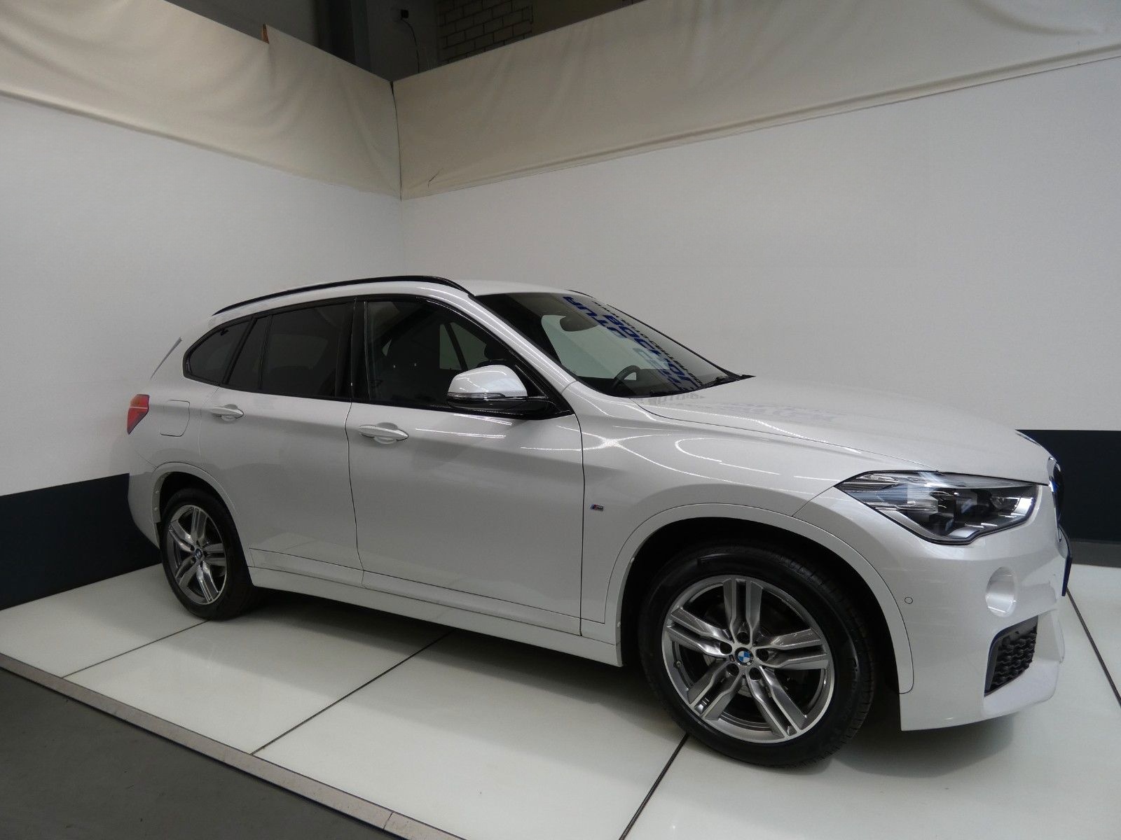 BMW X1 xDrive 18 d M Sportpaket*NaviProf*LED*ACC*PDC foto 4