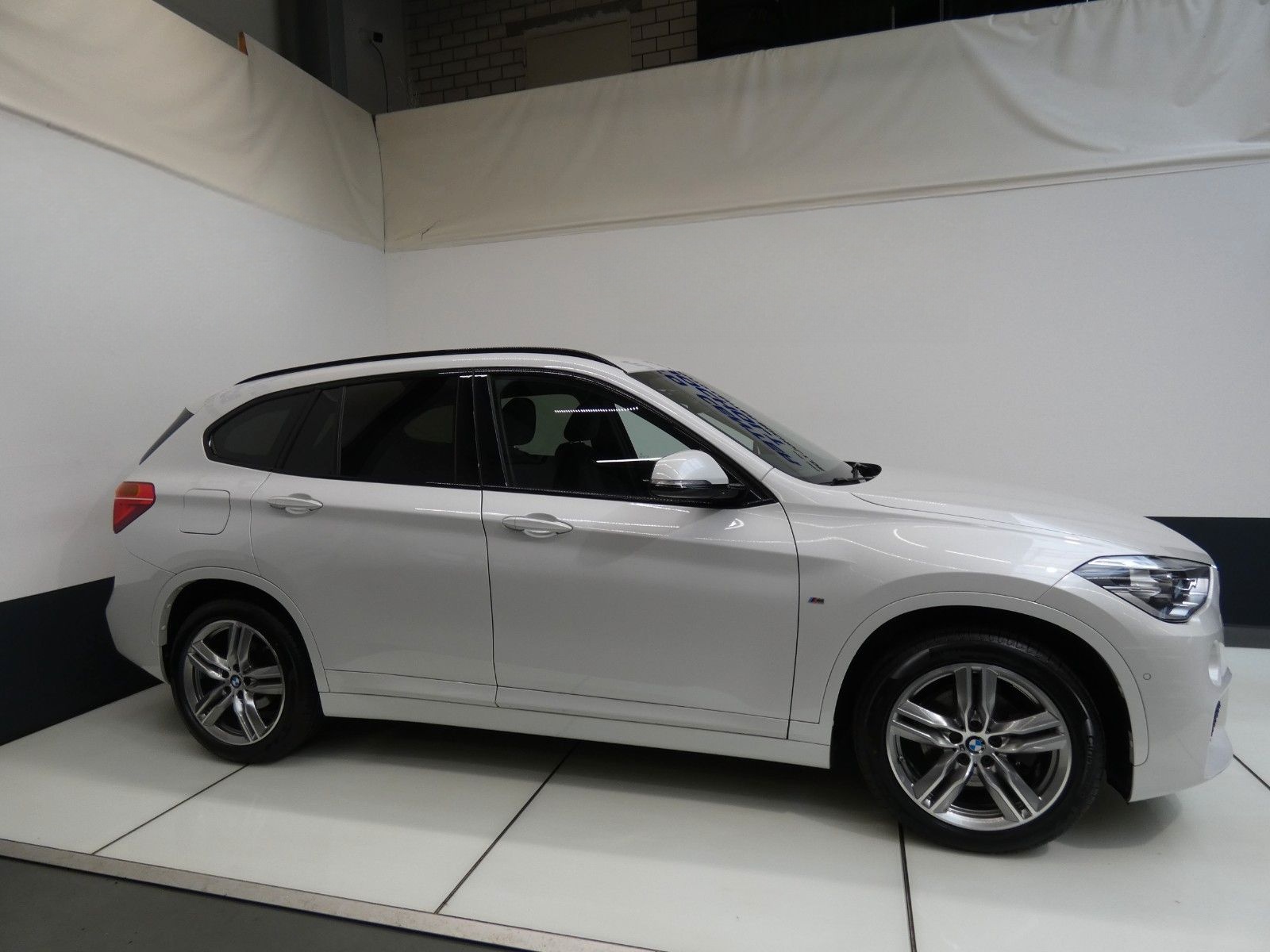 BMW X1 xDrive 18 d M Sportpaket*NaviProf*LED*ACC*PDC foto 5