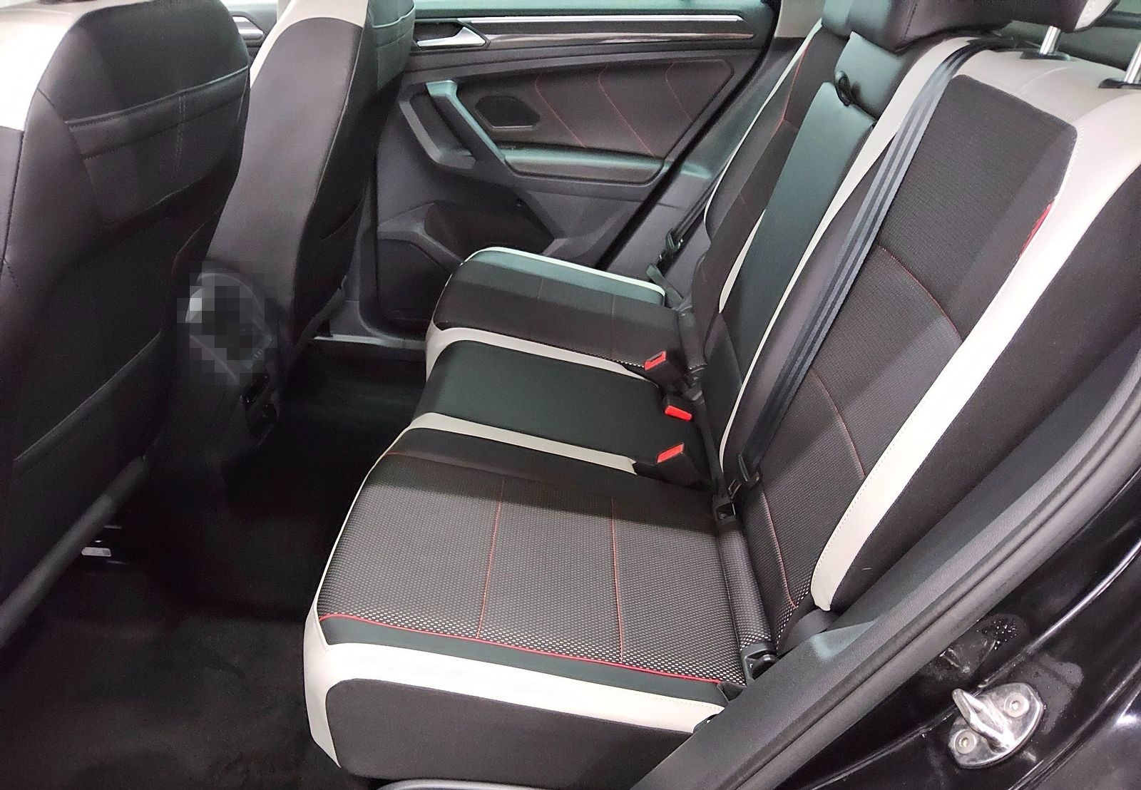Volkswagen Tiguan 2.0 TDI Life Navi LED AID 4xShz AHK RfK foto 13