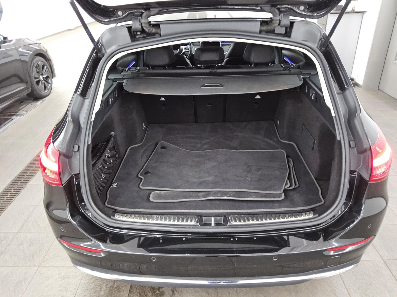 Mercedes-Benz C 220 T d Avantgarde T-Leder Navi LED MBUX RfK foto 12