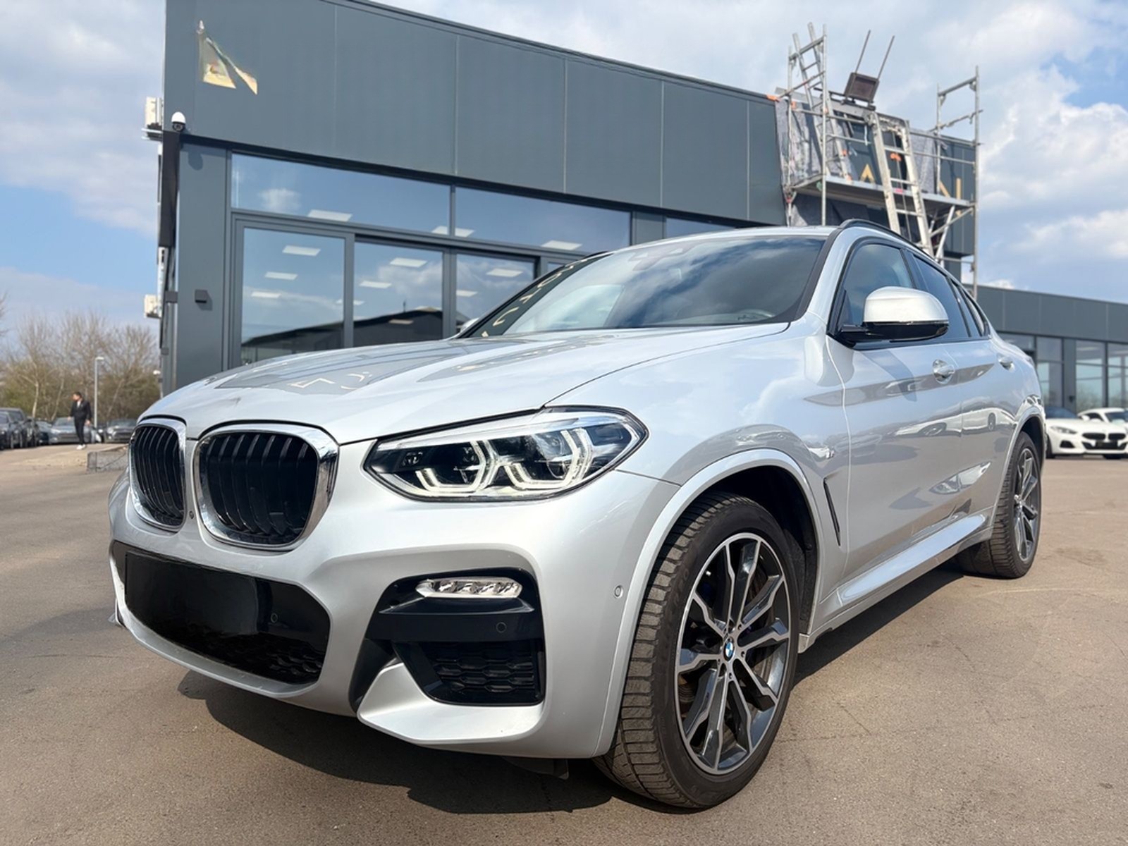 BMW X4 xDRIVE 30 I M SPORT *VIRTUELL*NAVI*PANO*TOP* foto 2