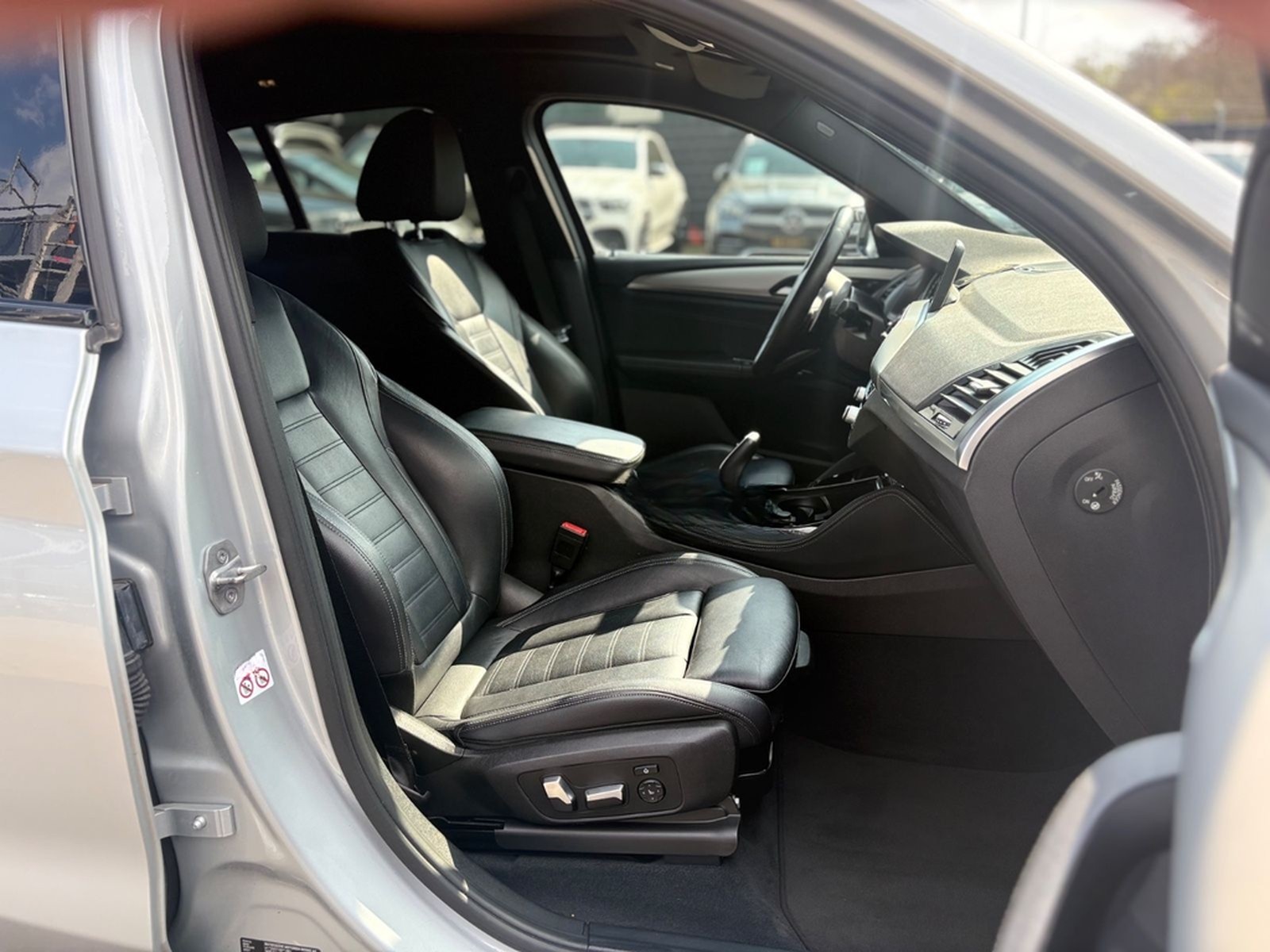 BMW X4 xDRIVE 30 I M SPORT *VIRTUELL*NAVI*PANO*TOP* foto 17
