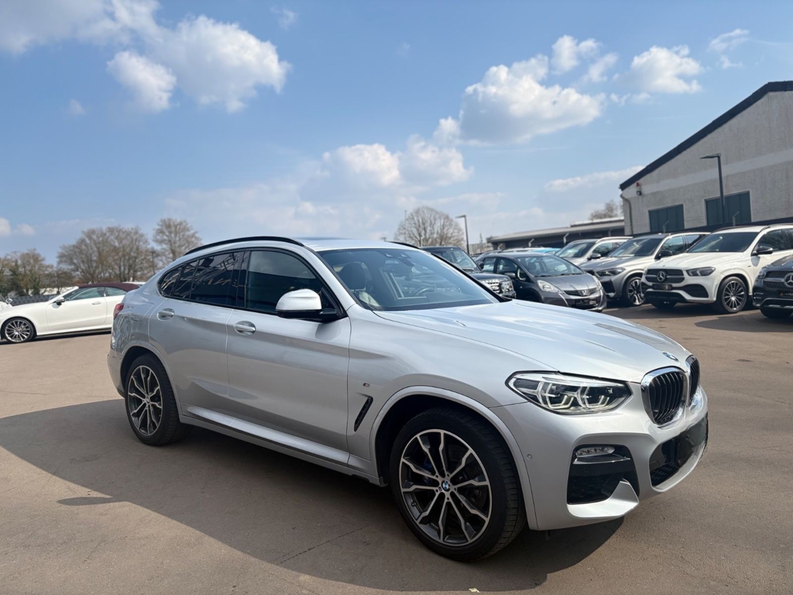 BMW X4 xDRIVE 30 I M SPORT *VIRTUELL*NAVI*PANO*TOP* foto 6