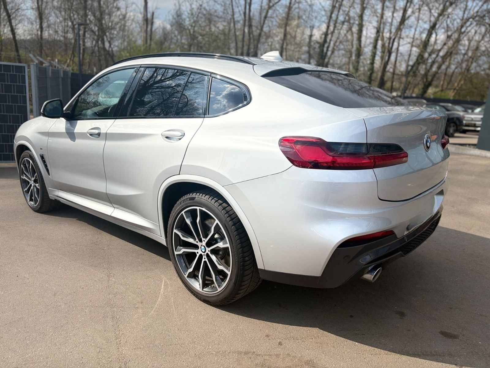 BMW X4 xDRIVE 30 I M SPORT *VIRTUELL*NAVI*PANO*TOP* foto 10
