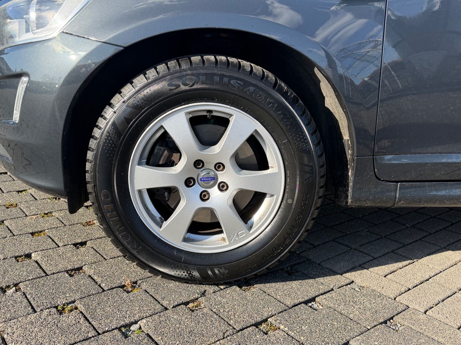 Volvo XC60 2.0d Momentum/Auto./Leder/Navi foto 13