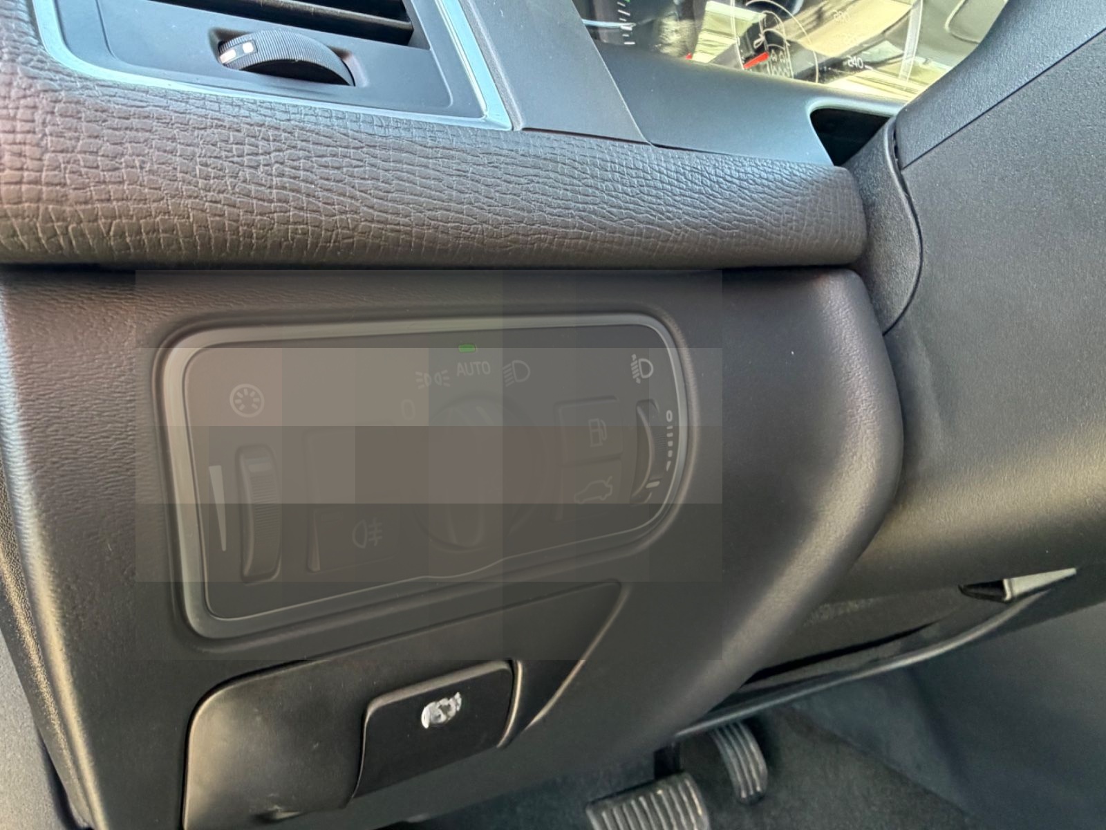 Volvo XC60 2.0d Momentum/Auto./Leder/Navi foto 18