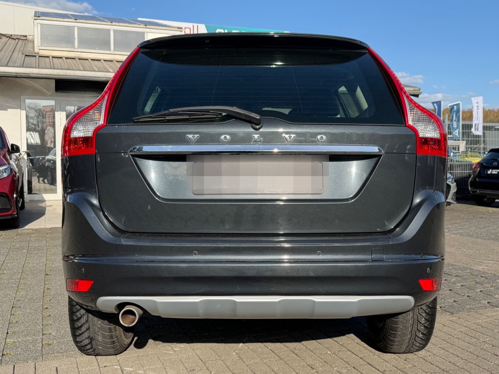 Volvo XC60 2.0d Momentum/Auto./Leder/Navi foto 6