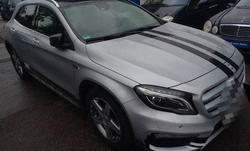 Mercedes-Benz GLA 250 GLA  2,0 Aut AMG Klima Leder Navi LMF18" foto 2