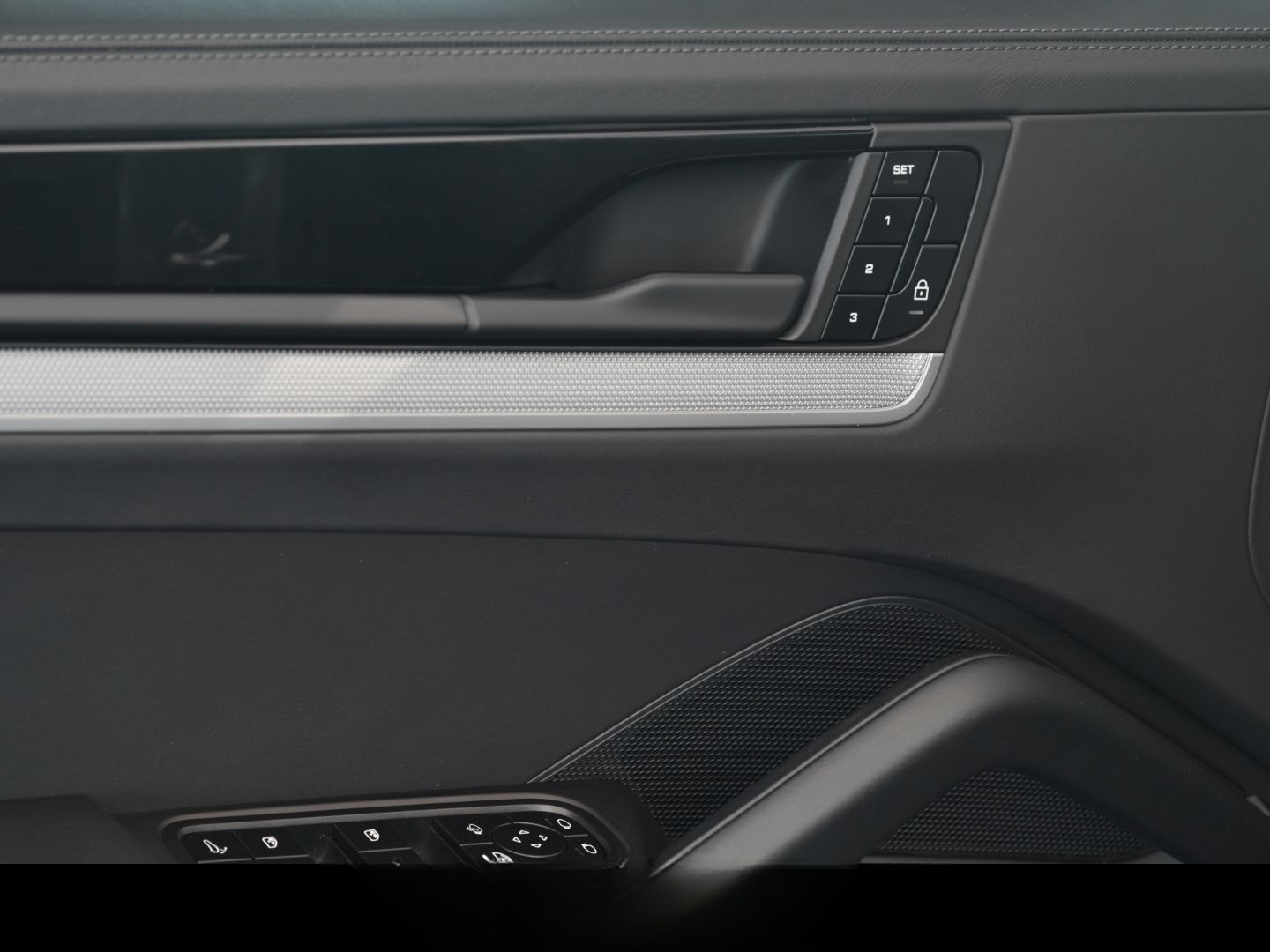 Porsche Cayenne E-Hybrid PANO Head-Up INNO BOSE foto 13