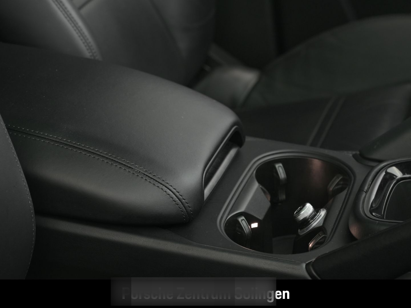 Porsche Cayenne E-Hybrid PANO Head-Up INNO BOSE foto 25