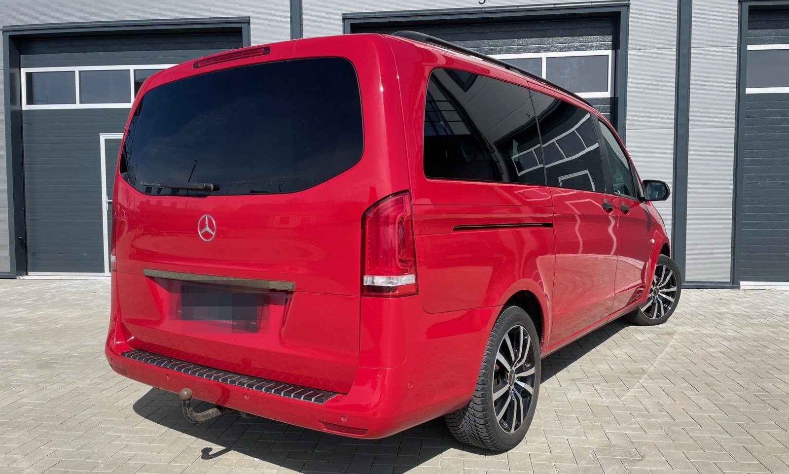 Mercedes-Benz Vito Tourer lang Stdhzg LED NAVI AHK PANO foto 2