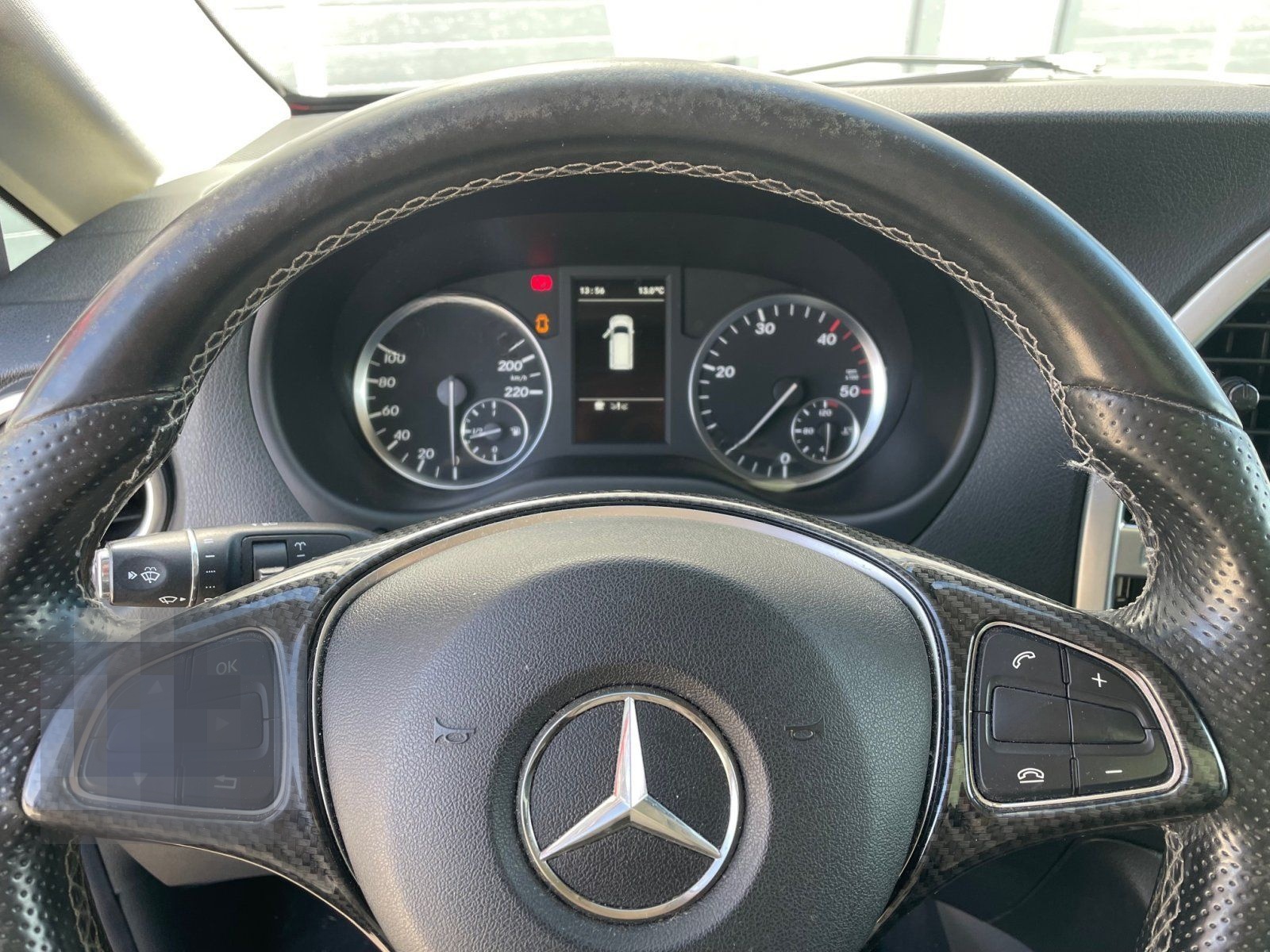 Mercedes-Benz Vito Tourer lang Stdhzg LED NAVI AHK PANO foto 7